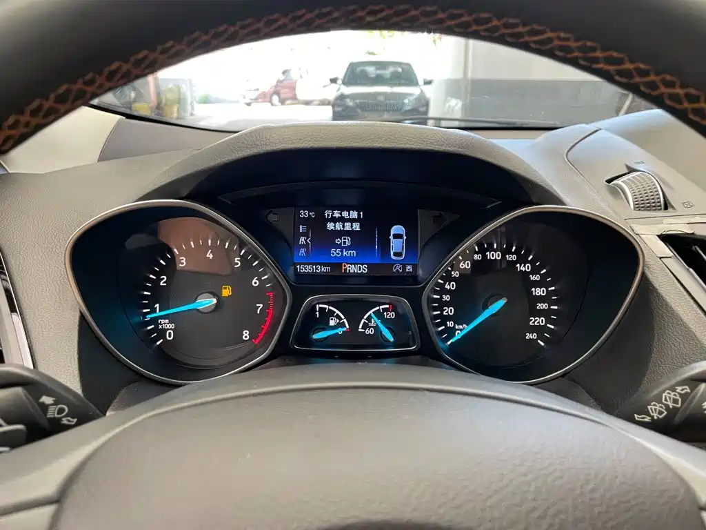 Ford Kuga 2016 — фото 13