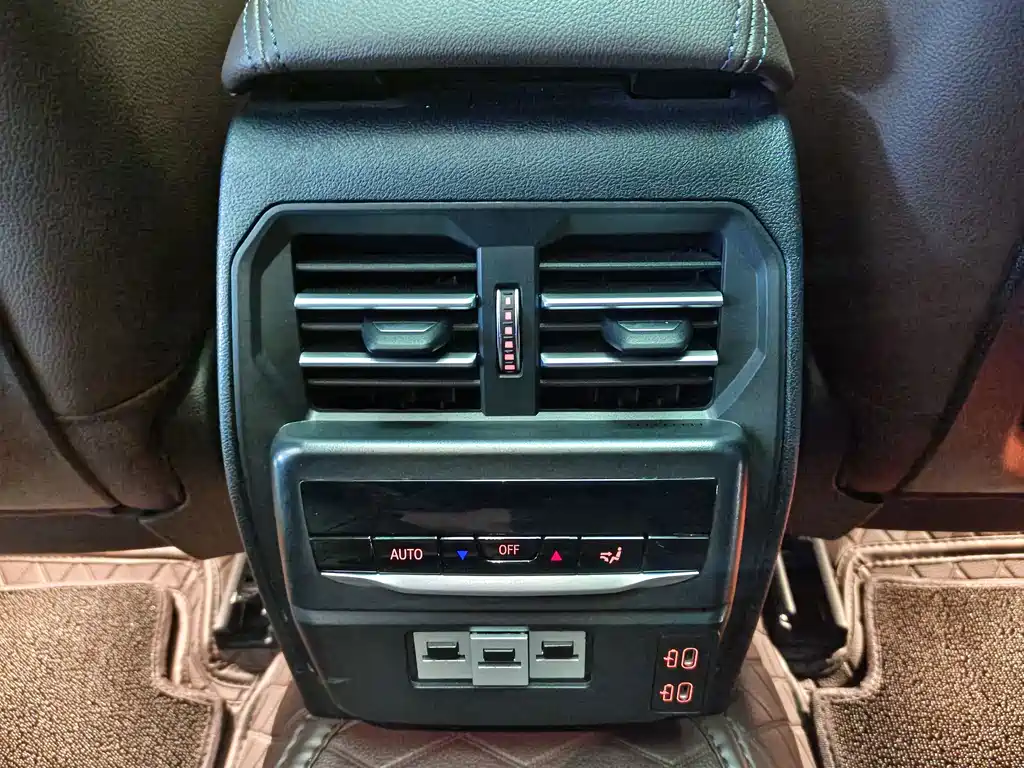BMW 3 Series 2022 — фото 14
