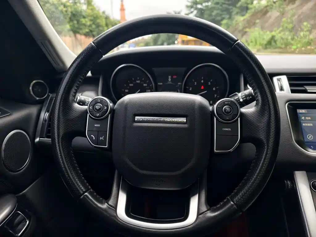 Land Rover Range Rover Sport 2018 — фото 12