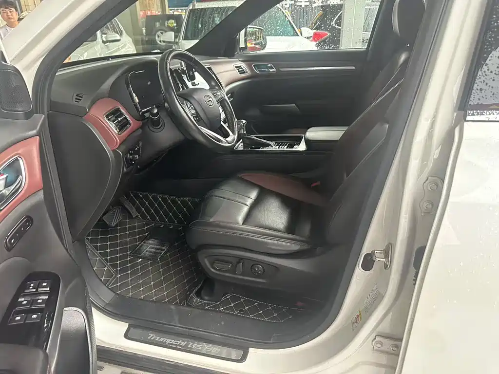 GAC Motor Trumpchi GS8 2020 — фото 2