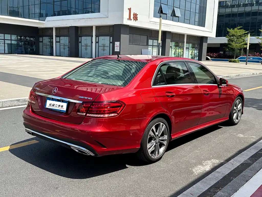 Mercedes-Benz E-Class 2015 — фото 4