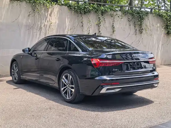 Audi A6L 2023