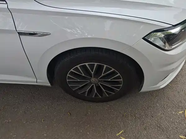 Volkswagen Sagitar 2020