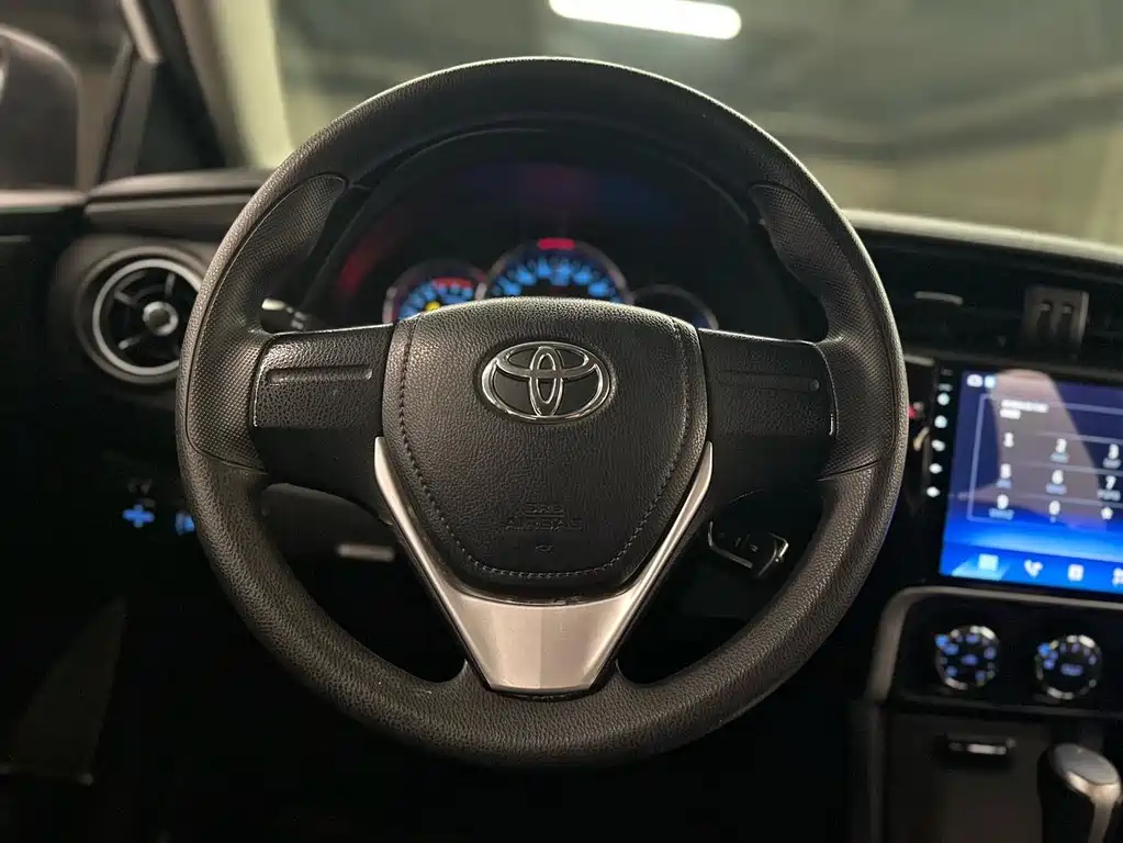 Toyota Corolla 2019 — фото 13