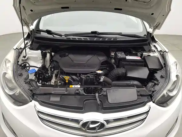 Hyundai Elantra Langdong 2014