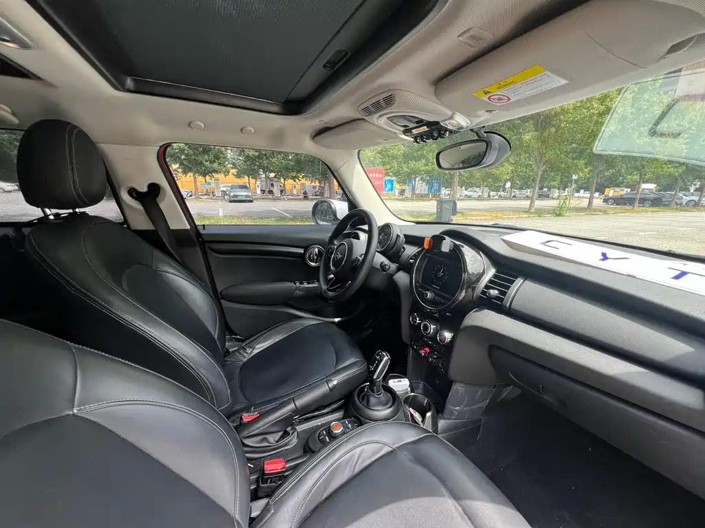 MINI MINI 2021