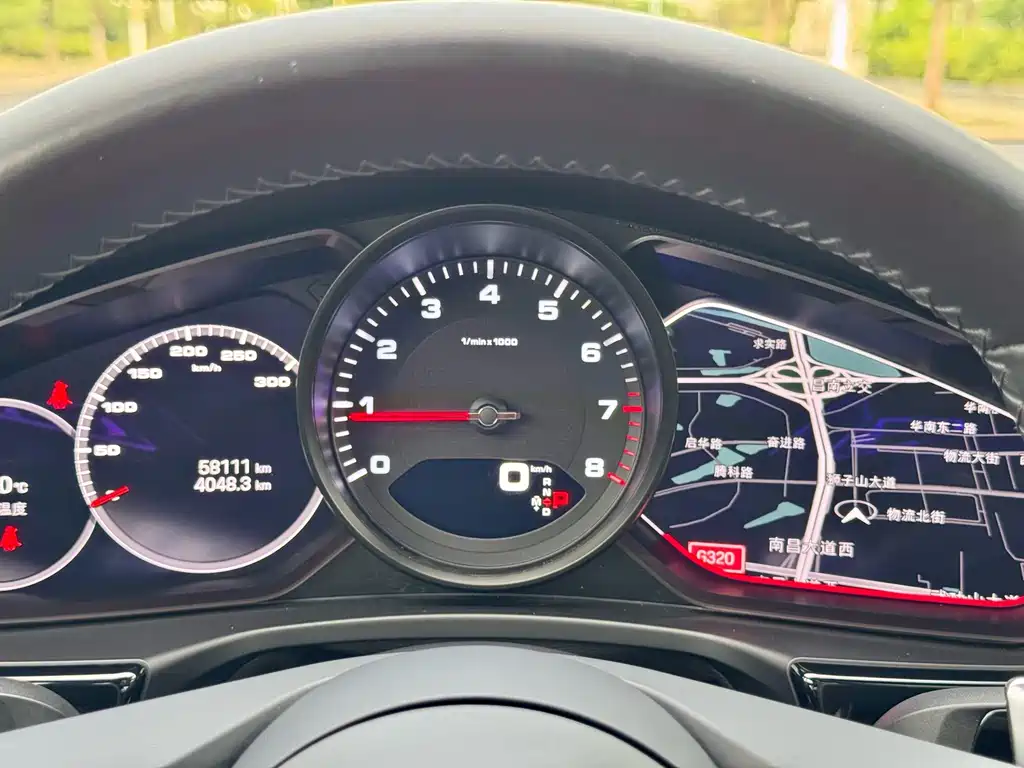 Porsche Panamera 2023 — фото 19