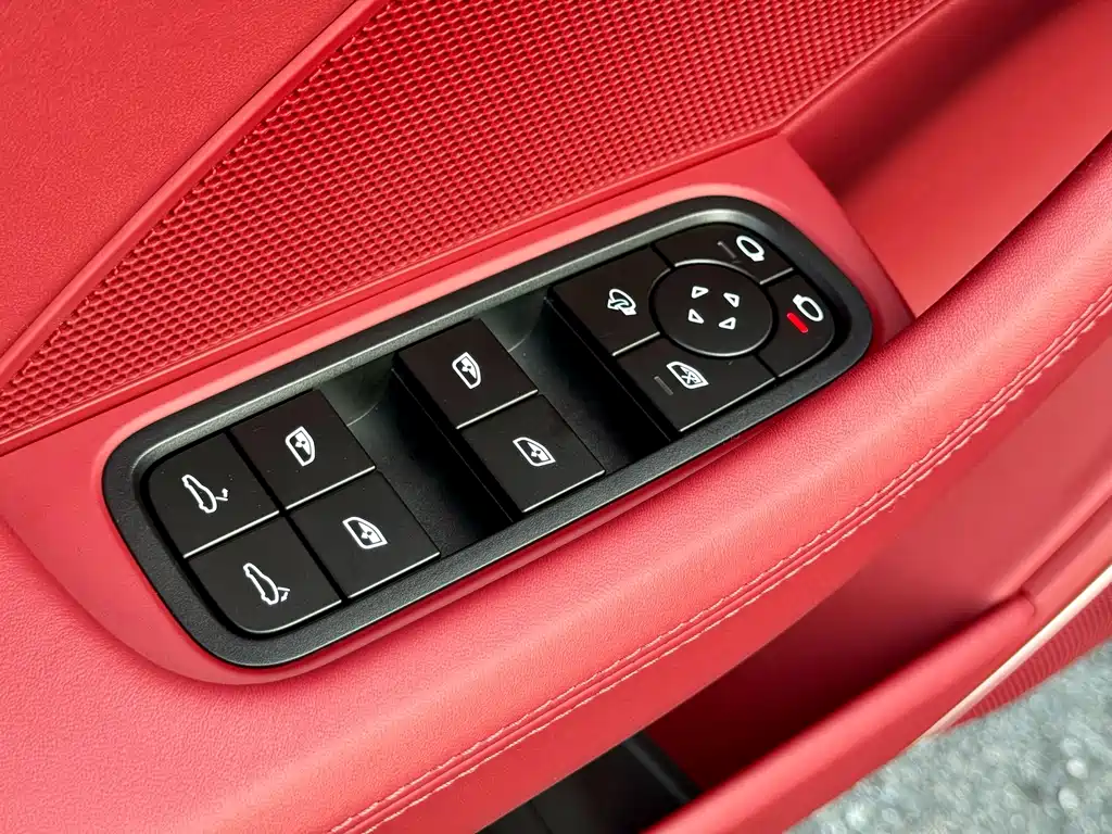 Porsche Panamera 2023 — фото 13