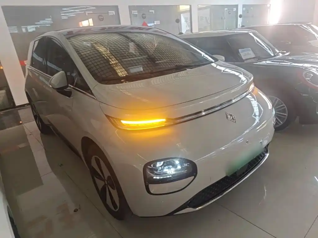 Baojun Clouds 2023