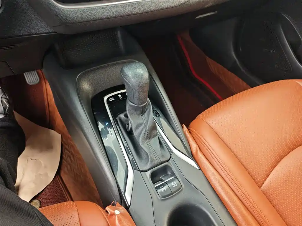 Toyota Corolla 2022 — фото 14
