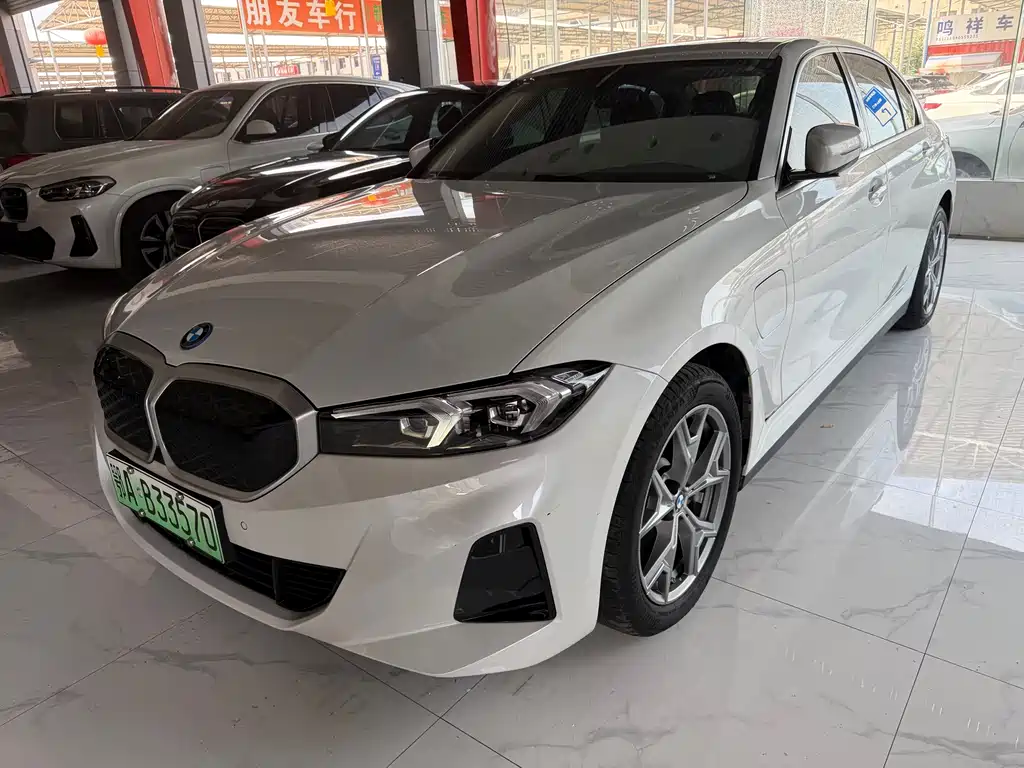 BMW i3 2025