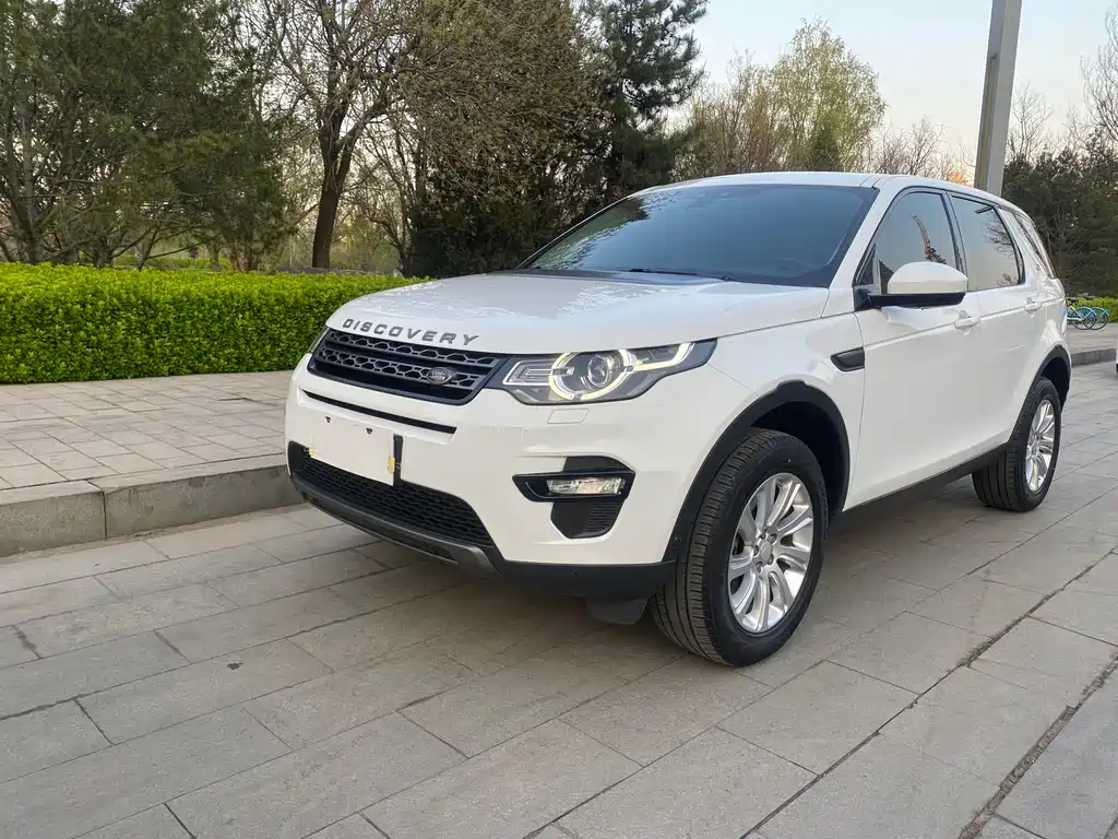Land Rover Discovery Sport 2019 — фото 1