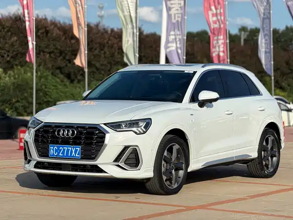 Audi Q3 2022