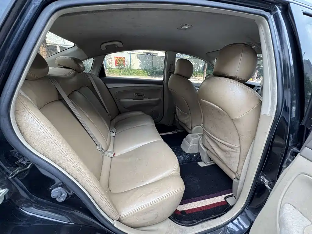 Nissan Sylphy 2015 — фото 8