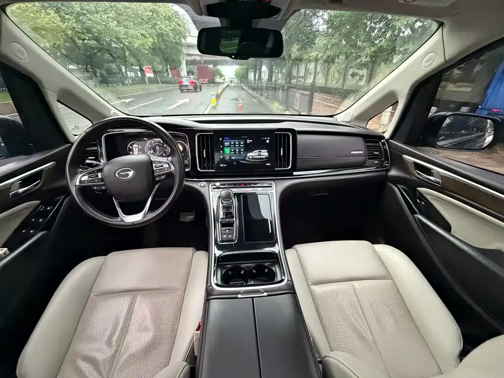 GAC Motor Trumpchi M8 2023 — фото 9