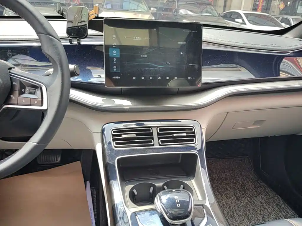 BYD Qin PLUS 2022 — фото 13