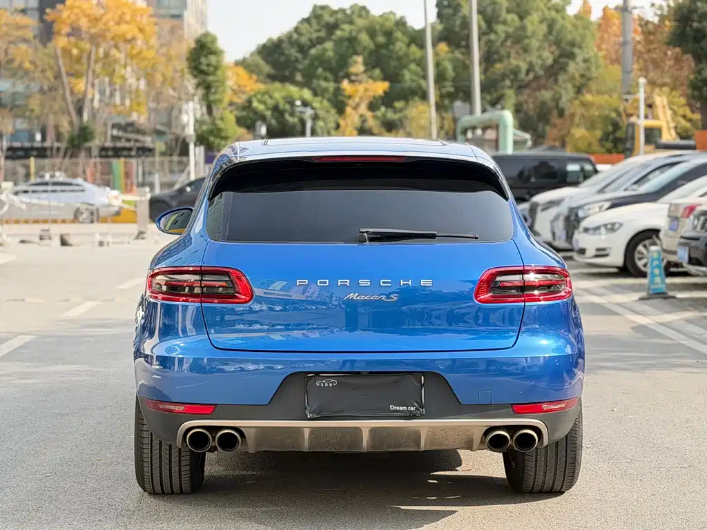 Porsche Macan 2016 — фото 10