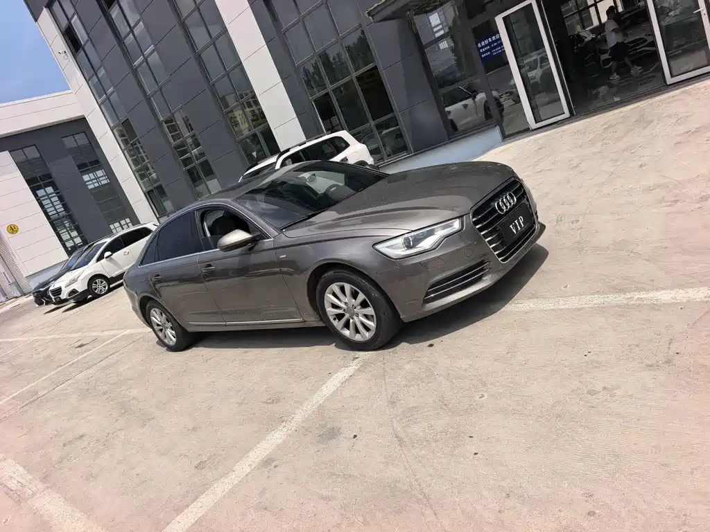 Audi A6L 2012 — фото 18