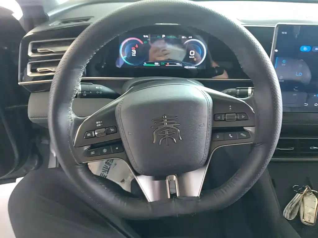 BYD Qin L 2025 — фото 11