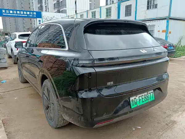 Li Auto L6 2024