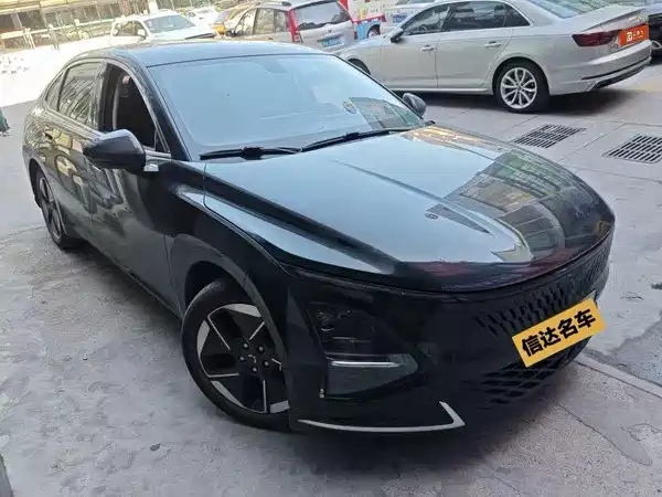 Wuling Starlight 2024