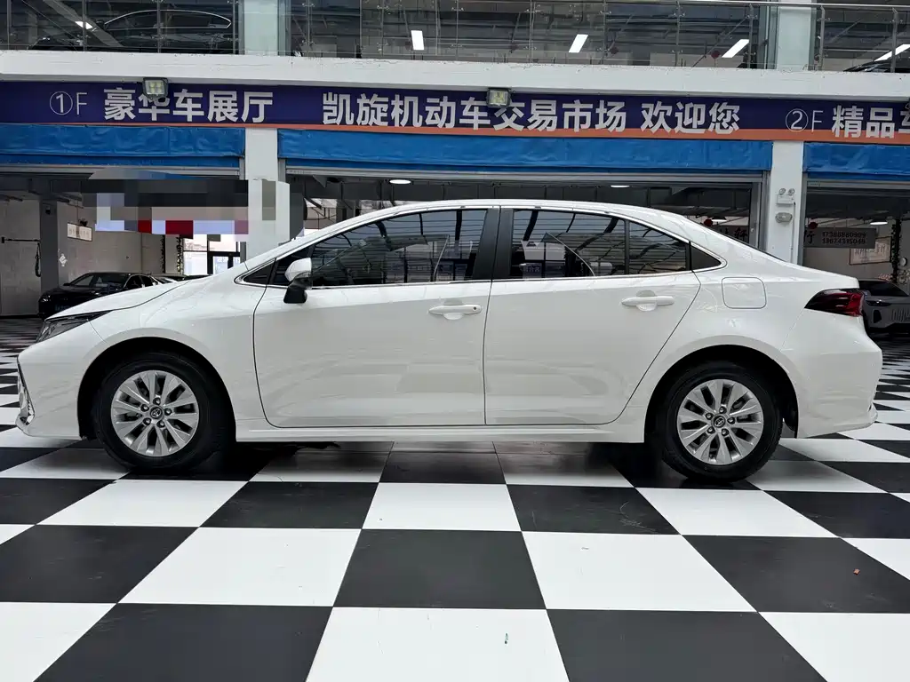 Toyota Corolla 2022 — фото 20