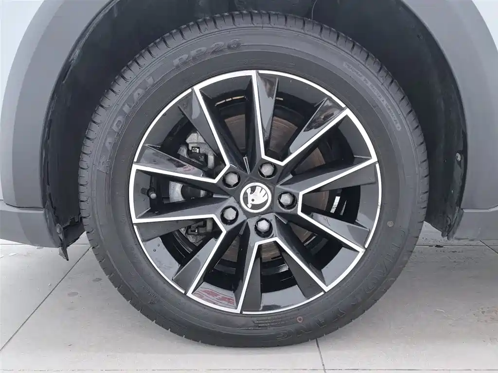 Skoda Octavia 2017 — фото 17