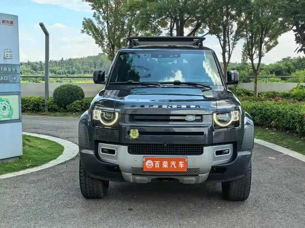 Land Rover Defender 2023 — фото 2