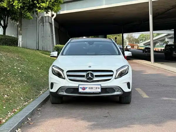Mercedes-Benz GLA 2017