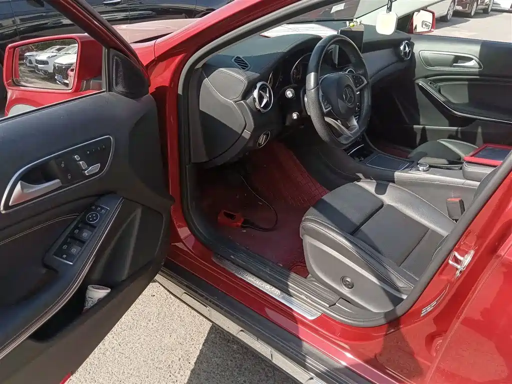 Mercedes-Benz GLA 2019 — фото 16