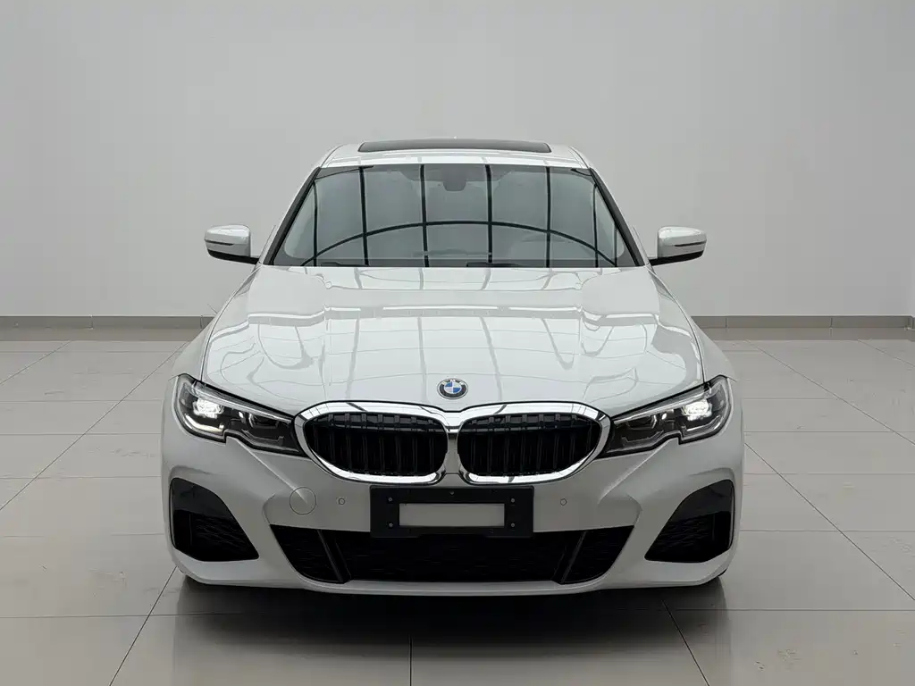 BMW 3 Series 2022