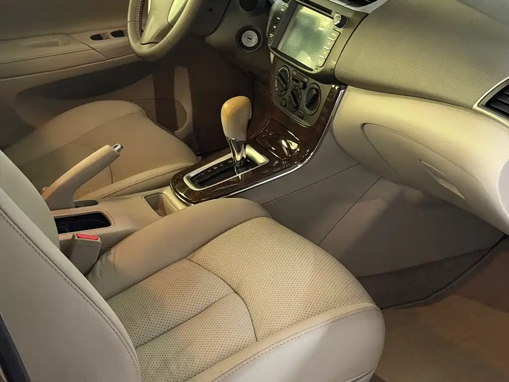 Nissan Sylphy 2012 — фото 17
