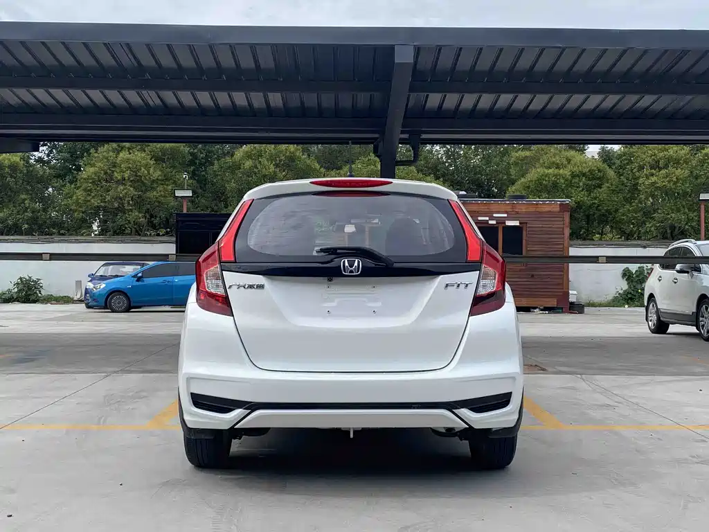 Honda Fit 2019 — фото 8