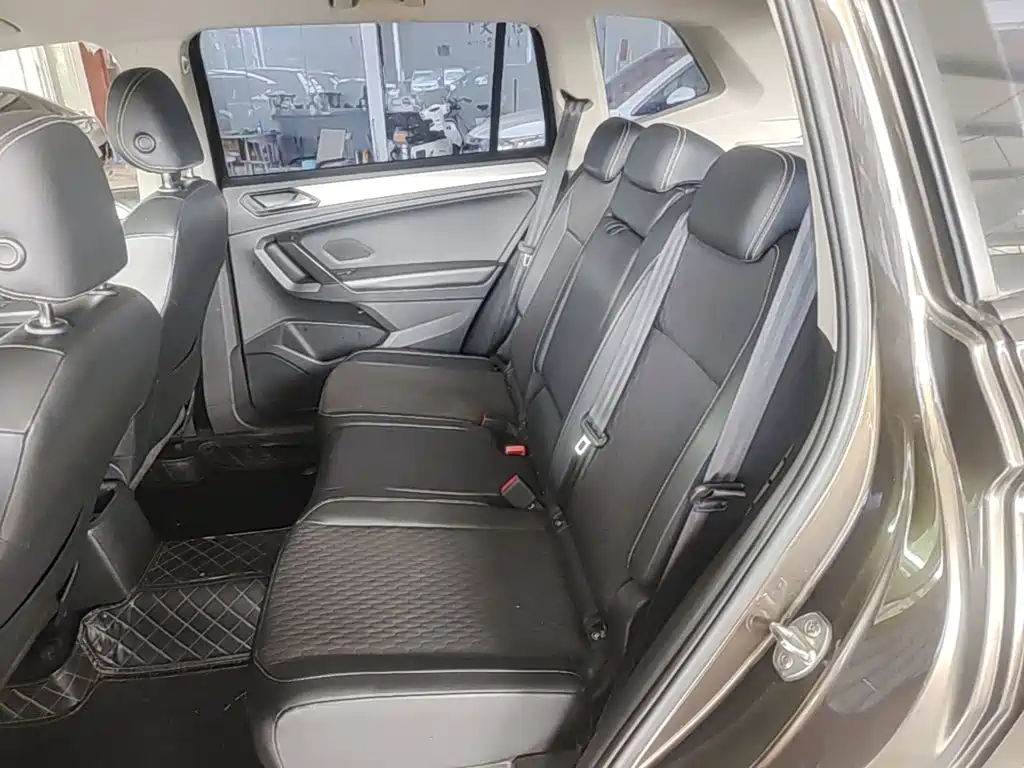 Volkswagen Tiguan L 2018 — фото 17