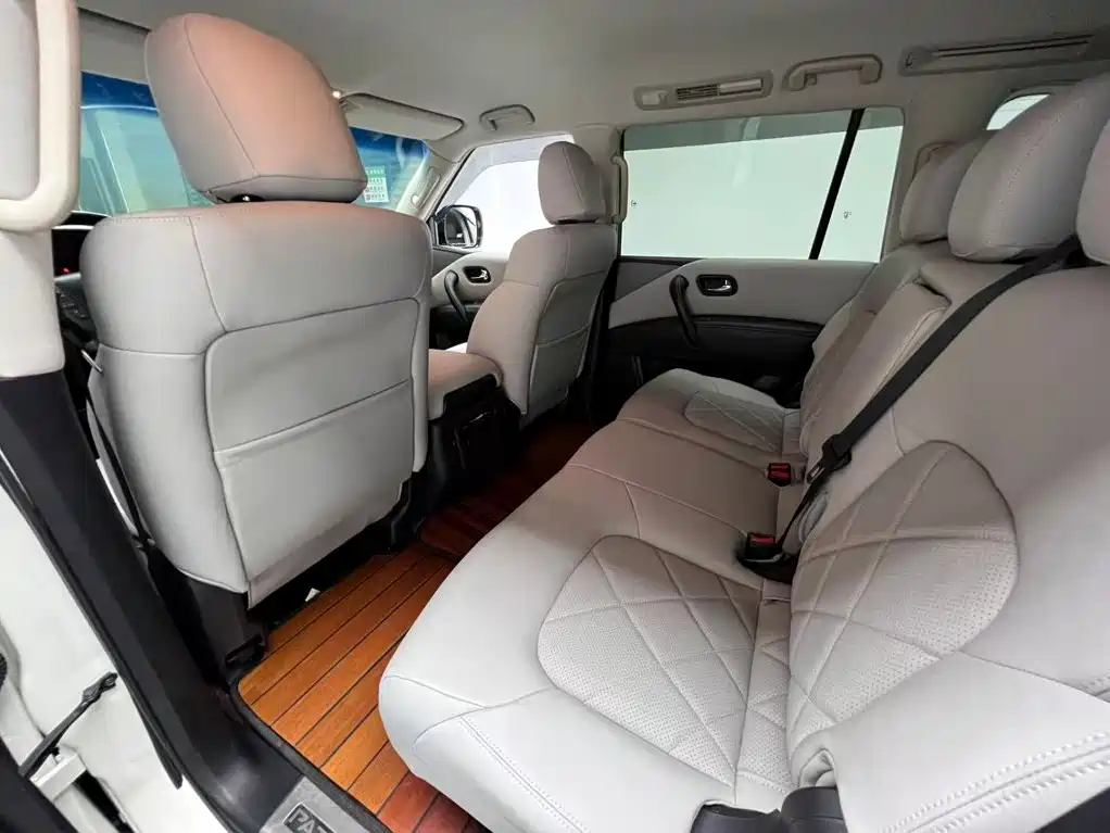 Nissan Patrol 2018 — фото 13