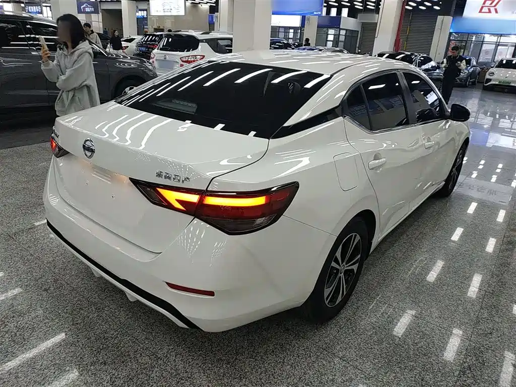 Nissan Sylphy 2021 — фото 7