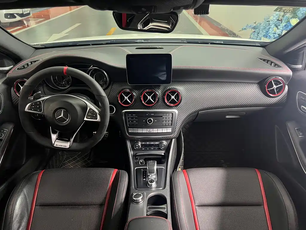 Mercedes-Benz A-Class AMG 2017 — фото 9