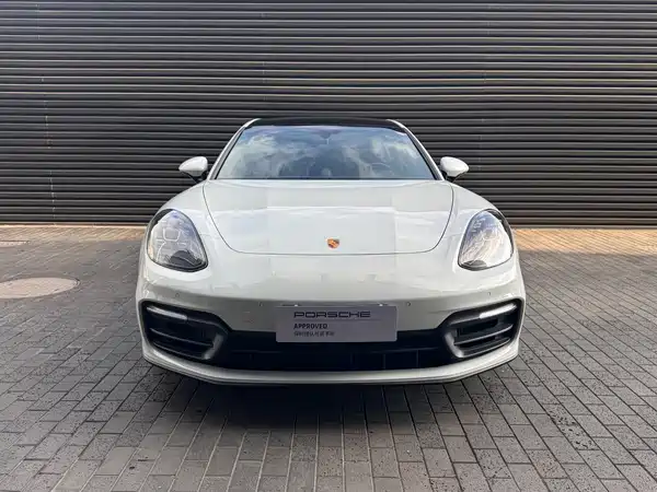 Porsche Panamera 2024