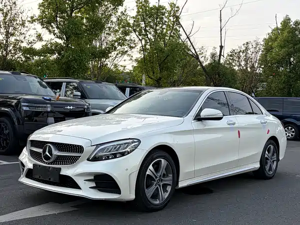 Mercedes-Benz C-Class 2021