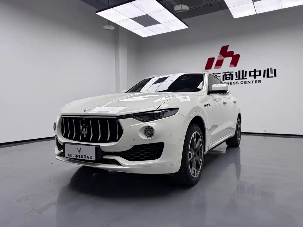 Maserati Levante 2018 — фото 1