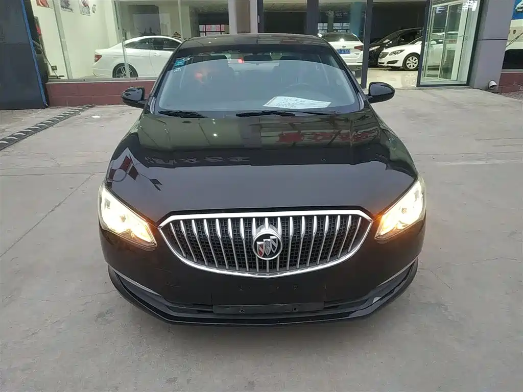Buick Excelle 2015 — фото 3