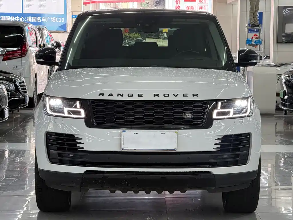 Land Rover Range Rover 2020 — фото 2