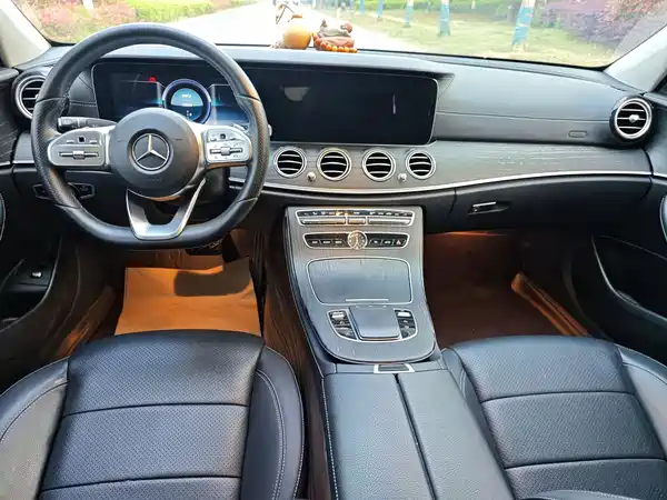 Mercedes-Benz E-Class 2020