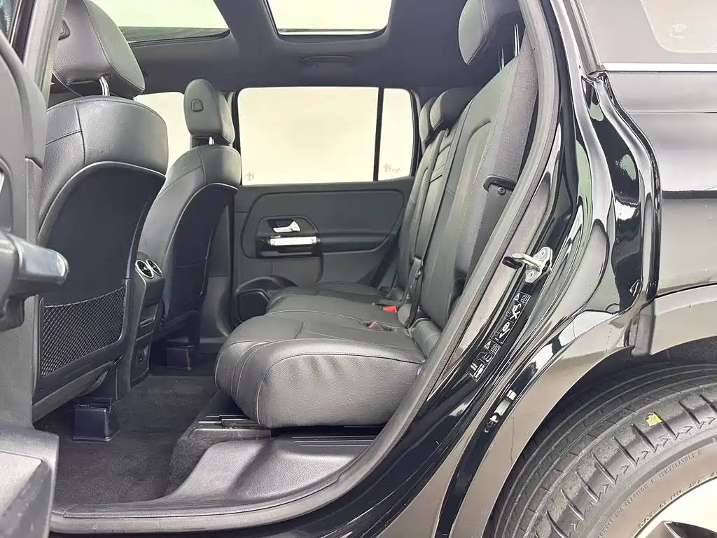 Mercedes-Benz GLB 2022