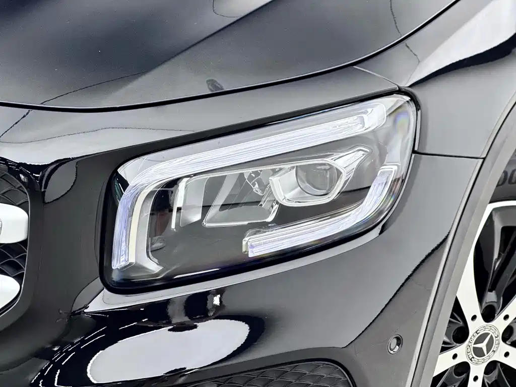 Mercedes-Benz GLB 2022 — фото 11