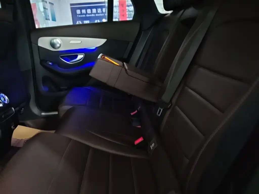 Mercedes-Benz GLC 2020 — фото 17