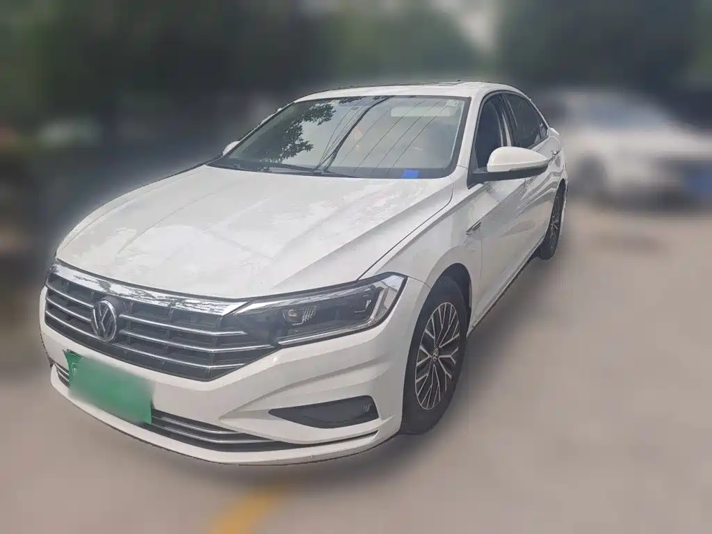 Volkswagen Sagitar 2020
