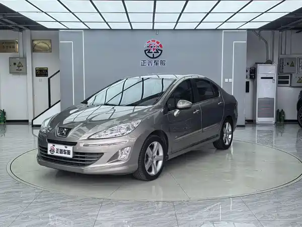Peugeot 408 2011