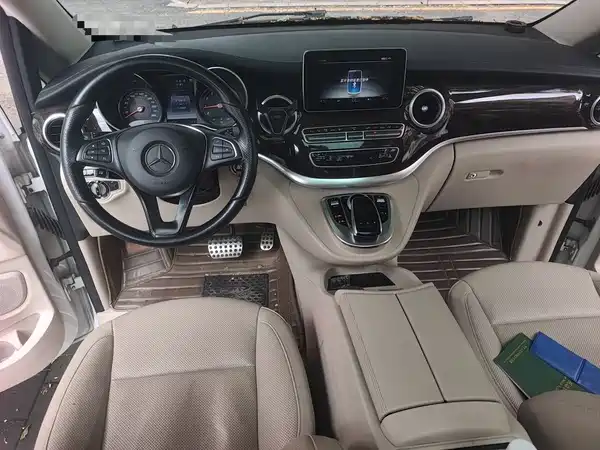 Mercedes-Benz V-Class 2016