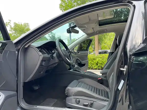 Volkswagen Magotan 2022
